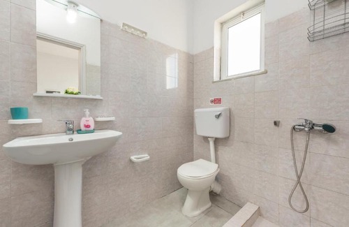 Laganas Apartment | Antzelika Studio