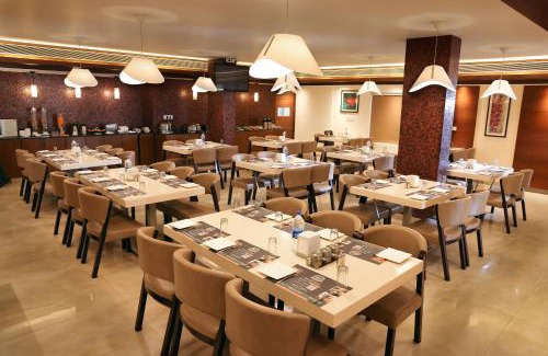 Vellore Hotel | Anukulas Residency - Vellore