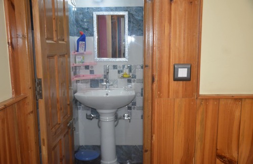 Chakrata Hotel | Anurag Hotel Chakrata