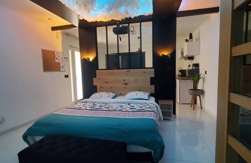 Muntzenheim Apartment | AOG PRESTIGE LovelyRoom SPA, SAUNA, CINEMA
