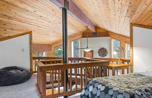 Steam Engine Meadows House | Aoki Michi Retreat Cabin in Brian Head
