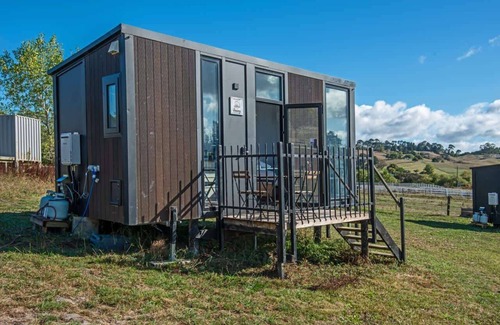 Waitoki House | Aorangi Peak Cabins 12 by Tiny Away