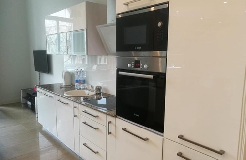 Inner City Budapest Apartment | aos luxus appartment