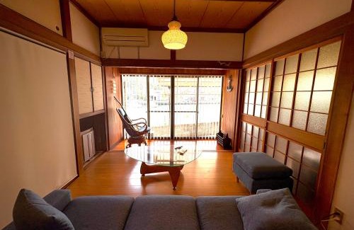Aoshima House | Aoshima Riverside House