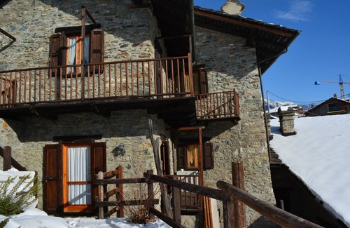 Aosta Cottage | Aosta: PANORAMIC VIEW OF THE PENNY HILL OF AOSTA HILL