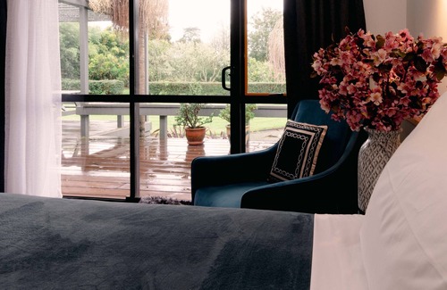 Whitianga Hotel | Aotearoa Lodge