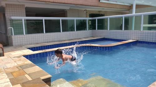 Aviacao Apartment | Apê Temporada II Praia Grande SP Completo com Piscina, Churrasqueira, Estacionamento
