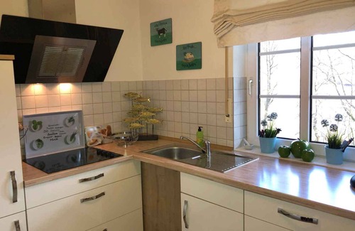 Fleckenberg Apartment | Apartment 'Fleckenberg' with Mountain View, Private Terrace and Wi-Fi