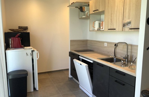 Cirendinu Apartment | Appartement Totalement Indépendant Dans Maison Plage à 15 mn à Pieds Piscine