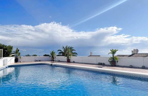 Nerja Ski Chalet | AP410 AZURE HOUSE