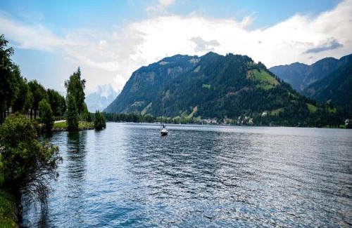 Saalfelden am Steinernen Meer Apartment | Apartment in Saalfelden near Ski Slopes, cleaning included