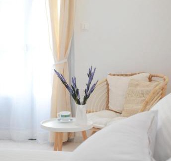 Naousa Apartment | Apanema Paros