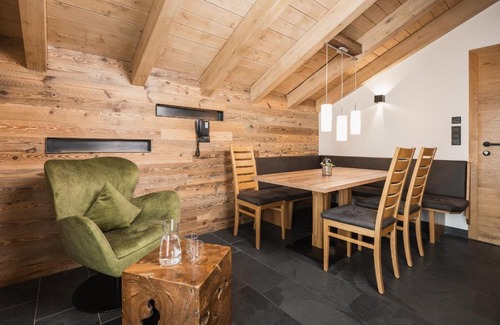 Fiss Apartment | Apart Auriga