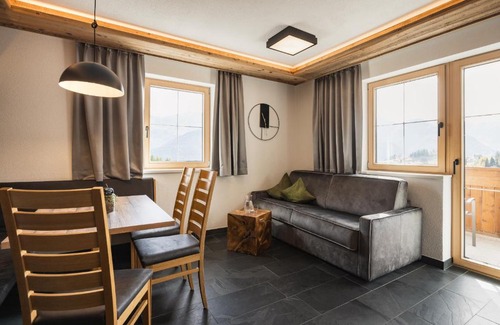 Fiss Apartment | Apart Auriga