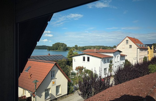 Feldberger Seenlandschaft Apartment | Apartment 'Familienwohnung' with Lake View, Shared Terrace and Wi-Fi