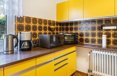 Furtwangen Apartment | Apartment 'Regina' with Shared Garden, Balcony and Wi-Fi