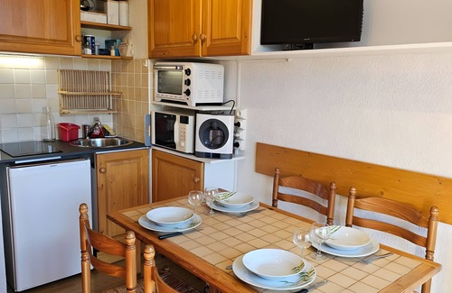 La Toussuire Apartment | Apartment 'Studio' with Mountain View, Private Terrace and Wi-Fi