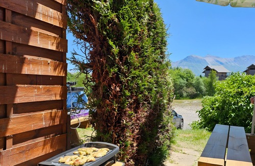 La Toussuire Apartment | Apartment 'Studio' with Mountain View, Private Terrace and Wi-Fi