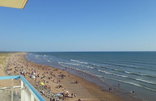 Saint-Gilles-Croix-de-Vie Apartment | Apartment facing the sea and dune, 2 balconies, sunny, private parking