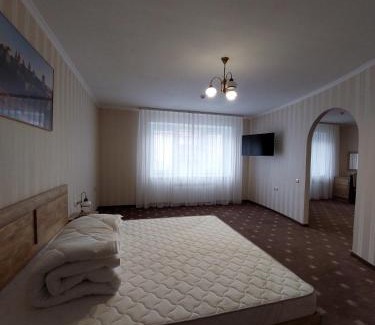 Kamenets-Podol'skiy Hotel | Apart-hotel 24/7