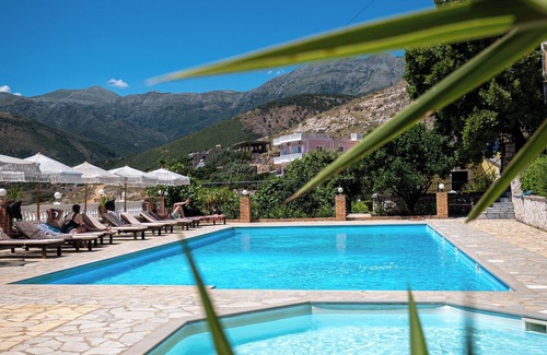 Himare Apartment | Apart Hotel Alex