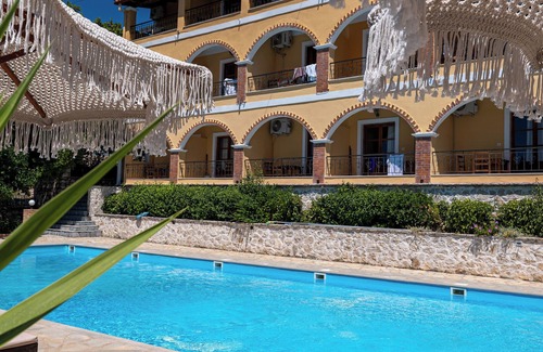 Himare Apartment | Apart Hotel Alex