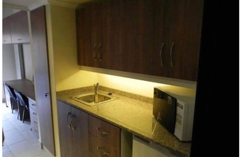 Hamra House | Apartment rooms with terrace, gym, laundry room. Near Lau and Byblos marketplace