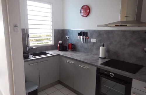 Sainte-Anne Apartment | Apart. Luxury F3 on the ground floor with exceptional sea views