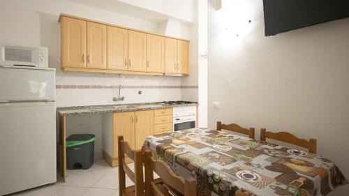 Albufeira Apartment | Apart Quinta dos Martins - swimming pool - BY BEDZY