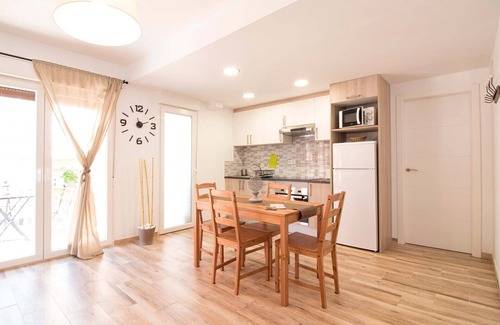 Alicante City Centre Apartment | APART.RIVERA #4 IN THE OLD TOWN ONLY 10 MIN WALK TO THE BEACH
