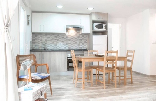 Alicante City Centre Apartment | APART.RIVERA #4 IN THE OLD TOWN ONLY 10 MIN WALK TO THE BEACH