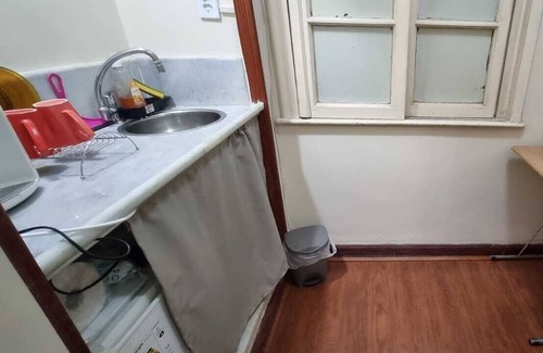 Centro Apartment | Apartamento Espaçoso na Cinelândia - Centro RJ. Metrô na Porta, VLT e Ônibus