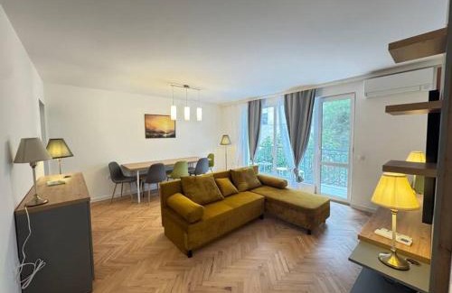 Burgas Center Apartment | Apartament A 2BD
