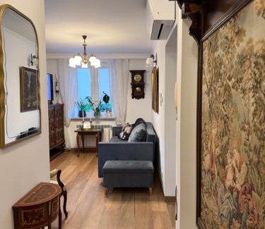 Pruszkow Apartment | Apartament Antique Pruszków Centrum