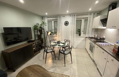 Zabrze Apartment | Apartament Błogi Sen III - komfortowy nocleg w spokojnej lokalizacji