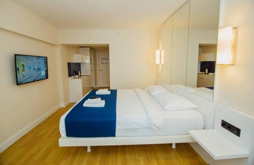 New Boulevard Apartment | ►Apartament Batumi City►Quiet, Charming Location in Batumi. 500 mtres from Beach