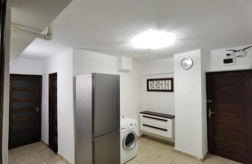 Tirgu Jiu Apartment | Apartament - central