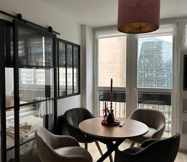 Mirow Apartment | Apartament Centrum Warszawy Pereca