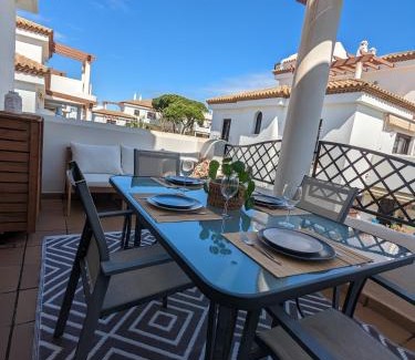 Los Gallos-Cerromolino Apartment | APARTAMENTO EN COTO DE SANCTI PETRI