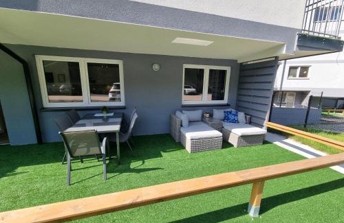 Debina Apartment | Apartament Magiczna Dębina