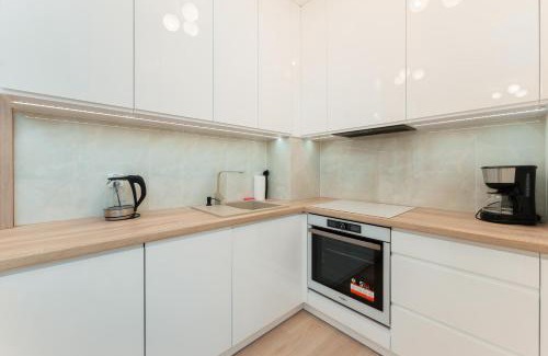 Sianozety Apartment | Apartament Marmurowy Ku Morzu by Holidaysun