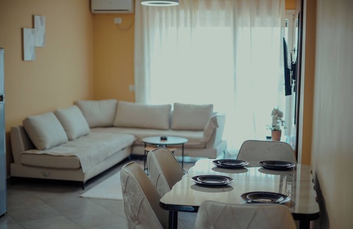 Tirana Apartment | Apartament near centre 7 minutes walk to skanderbeg square