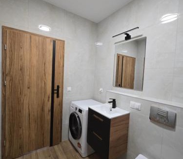 Krapkowice Apartment | Apartament Odrzańskie Tarasy, Klimatyzacja, PW INVEST HOME