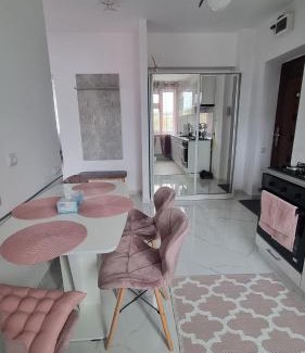 Hunedoara Apartment | Apartament pe pietonala nr1