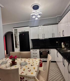 Kodrra Apartment | Apartament Piro