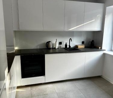 Wzgorze Swietego Maksymiliana Apartment | Apartament przy bulwarze
