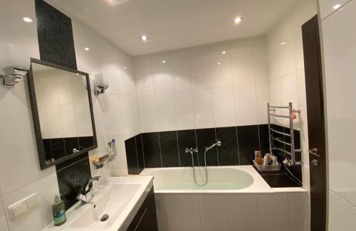 Senamiescio seniunija Apartment | Apartamentai prie Kalnų parko