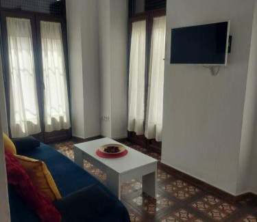 Encarnacion-Regina Apartment | Apartamento 1 Dormitorio. Jesús Gran Poder 4. Plaza de la Gavidia