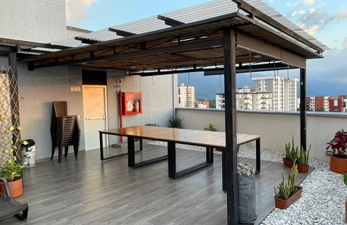 Armenia Apartment | Apartamento 2 Habitaciones y Terraza con Jacuzzi en el Norte de Armenia
