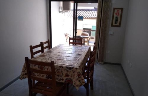 Praia Grande Apartment | Apartamento a 100 m da Praia Grande Ubatuba